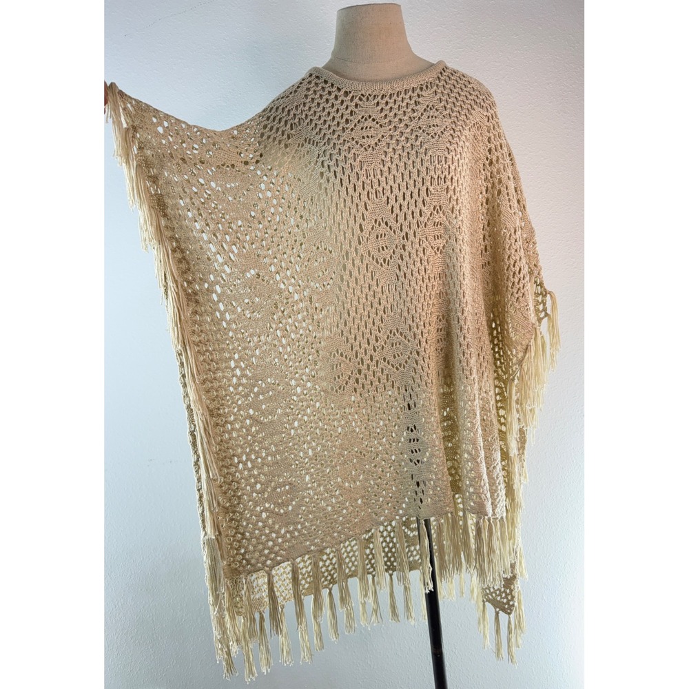 Y2K Sweet Kizz Crochet Knit Kimono Poncho Fringe Trim Western Boho Cottage Beige